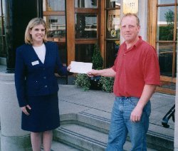 Hydro Hotel Present Cheque